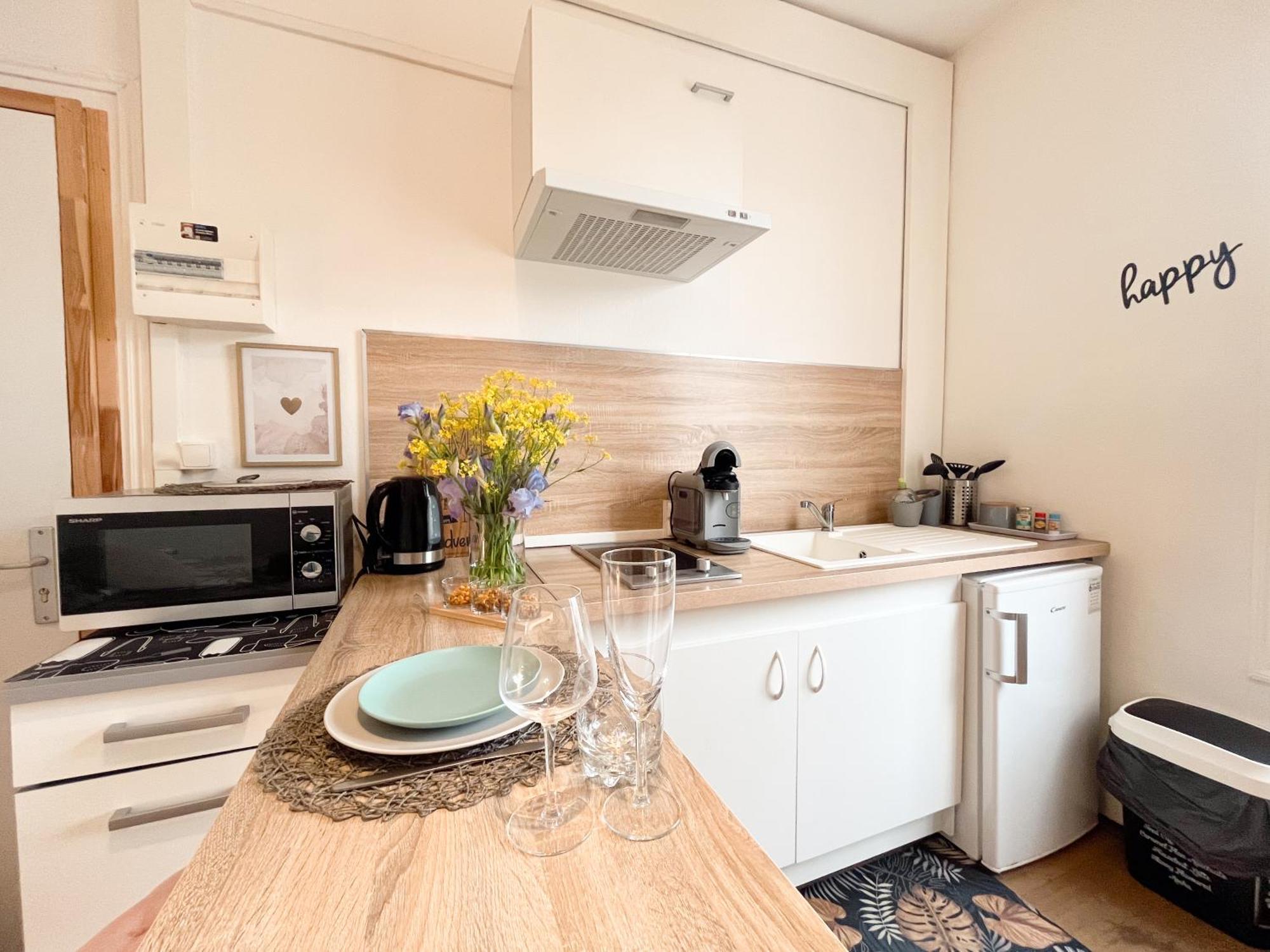 Balade A Montlucon Apartment Exterior foto